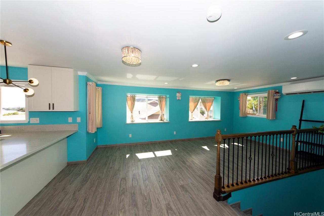 933 18th Ave - Photo 4 of 18