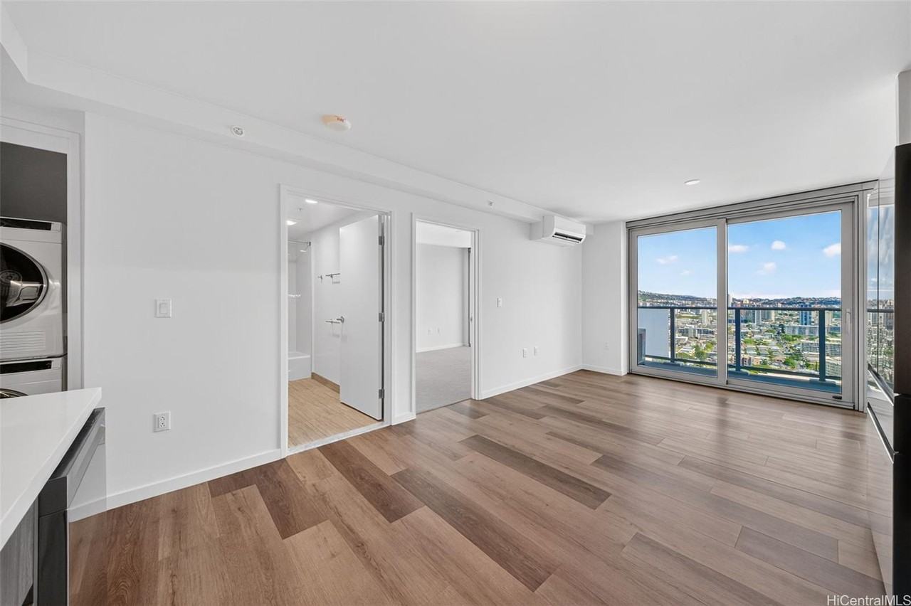 1500 Rycroft St #2403R - Photo 2 of 25