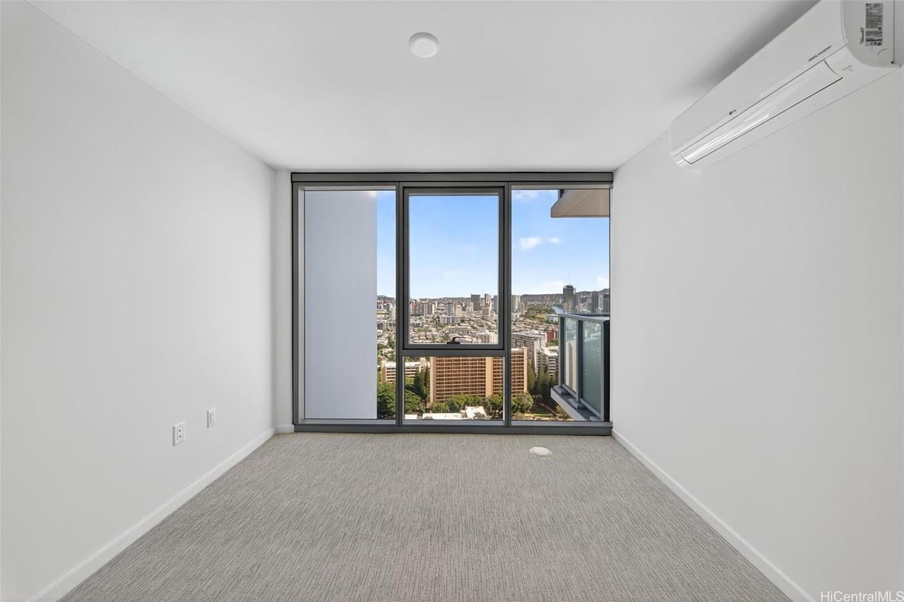 1500 Rycroft St #2403R - Photo 7 of 25