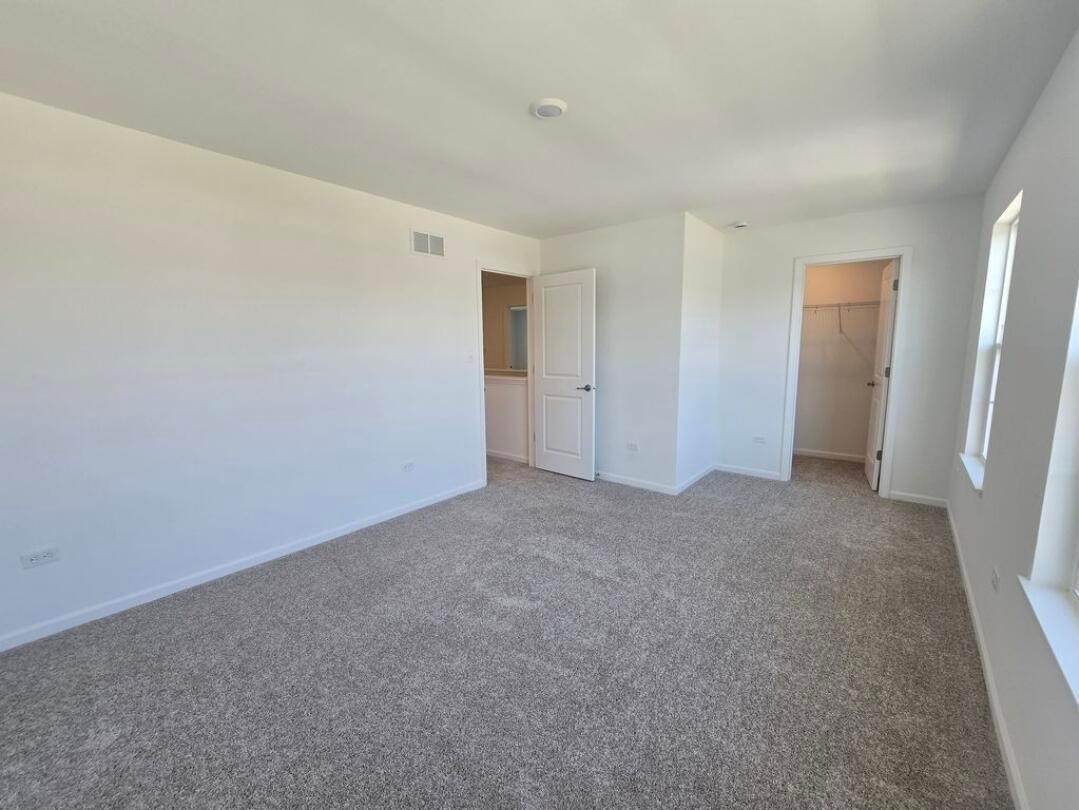 11232 Abigail Dr - Photo 2 of 12