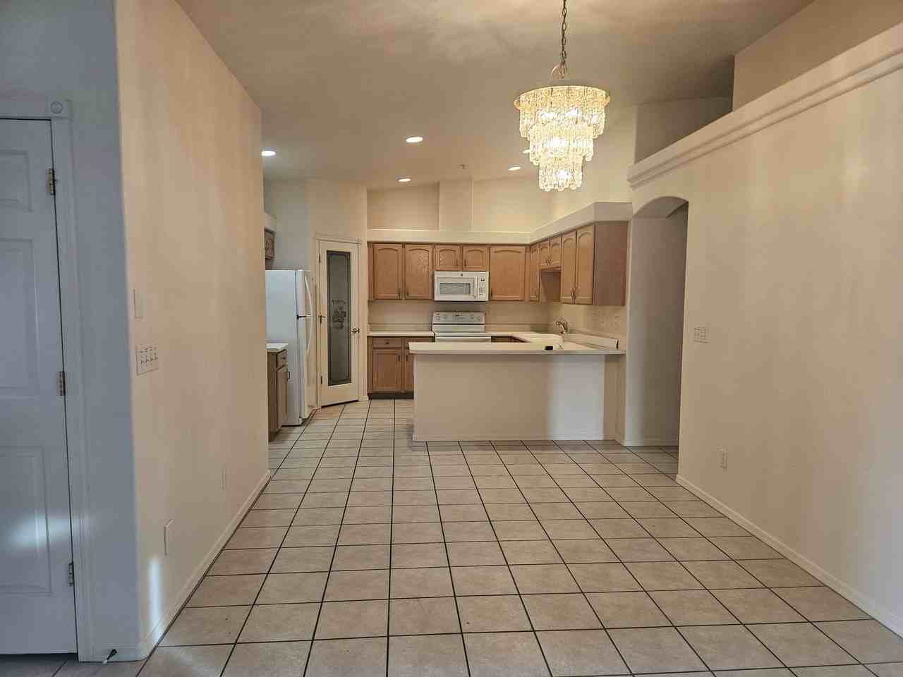 3390 Mockingbird Dr #102 - Photo 4 of 17