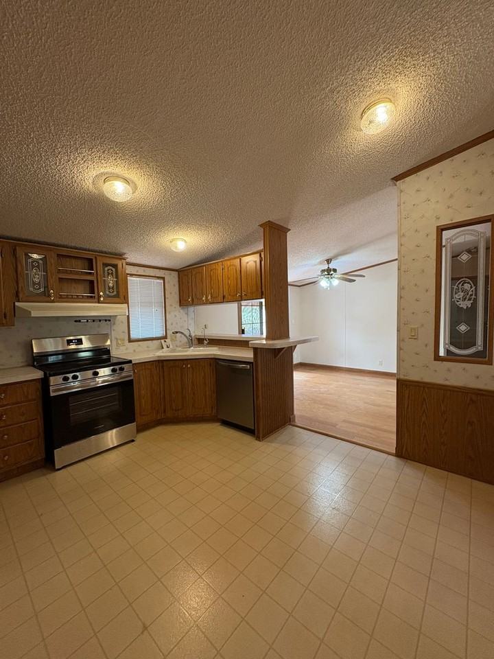 44410 N 14th St - Photo 5 of 42