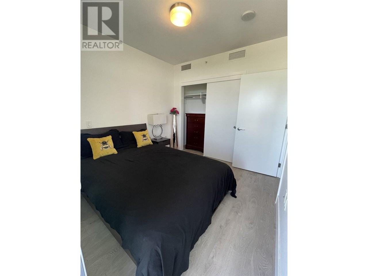 Edmonds St & Kingsway - Photo 4 of 12