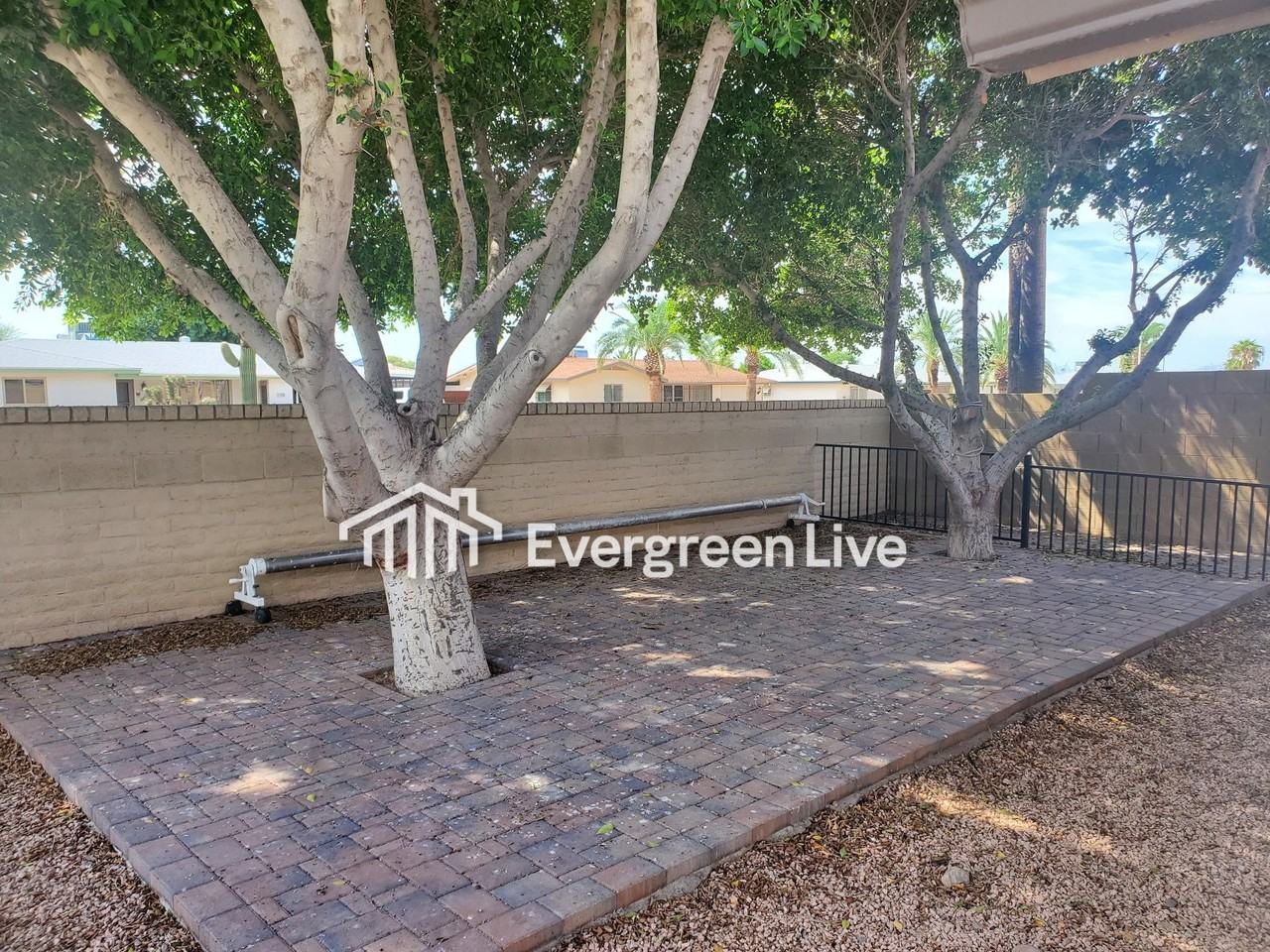 5913 E Ellis St - Photo 3 of 26