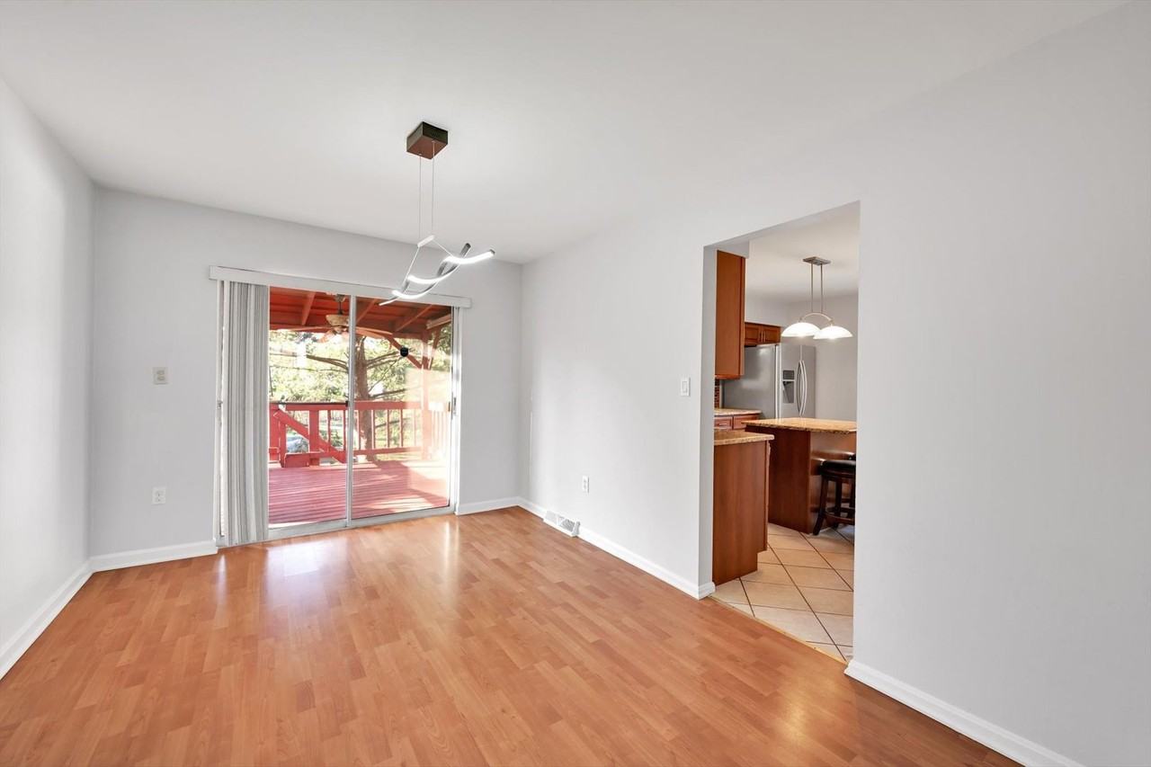 412 Larkspur Loop - Photo 6 of 28