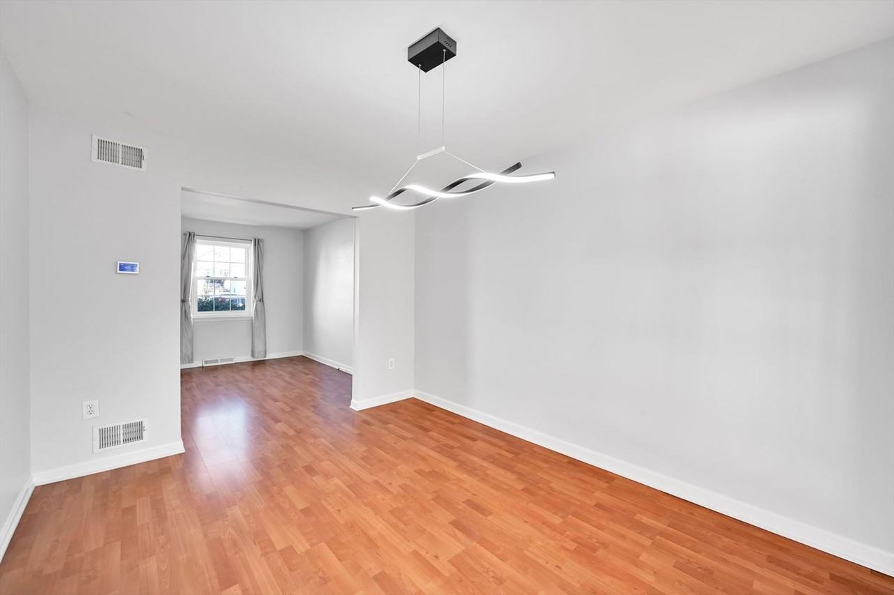 412 Larkspur Loop - Photo 7 of 28