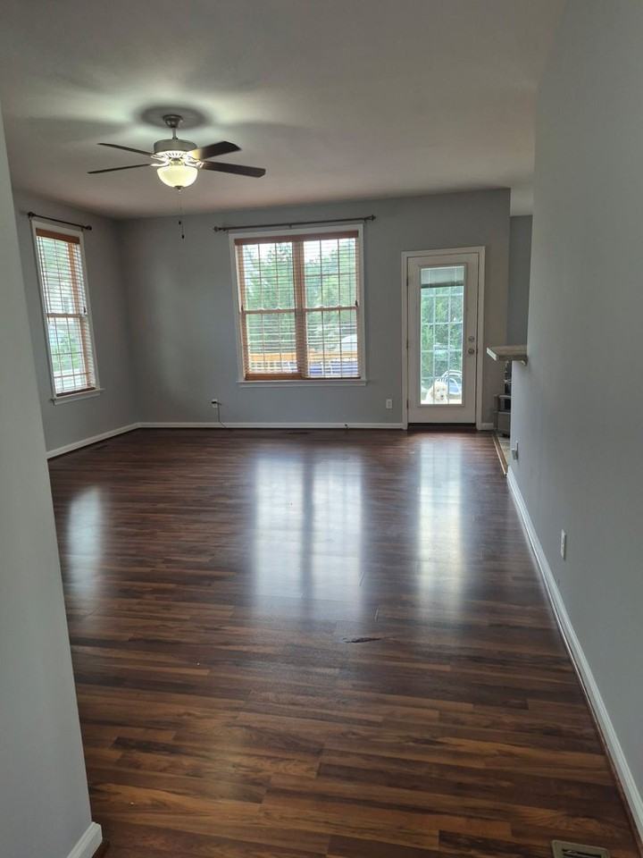 5507 Vaughan Ln - Photo 3 of 43