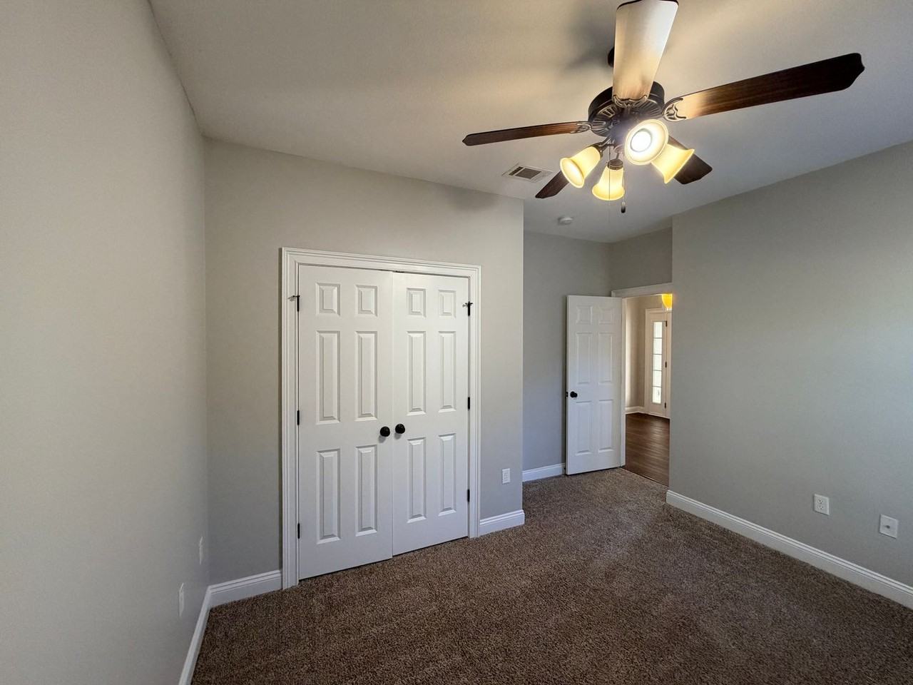 3927 Sierra Ct - Photo 6 of 35