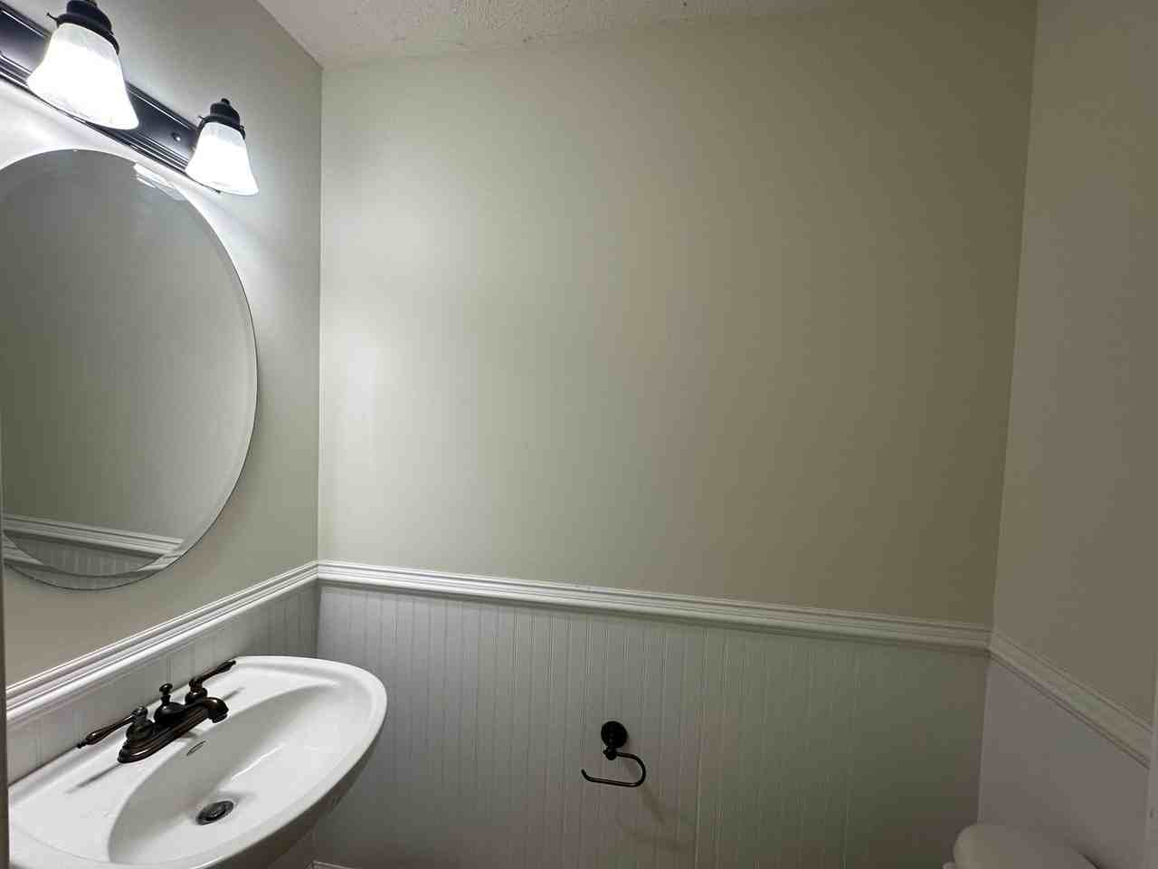 12 Lawton Cir - Photo 5 of 24