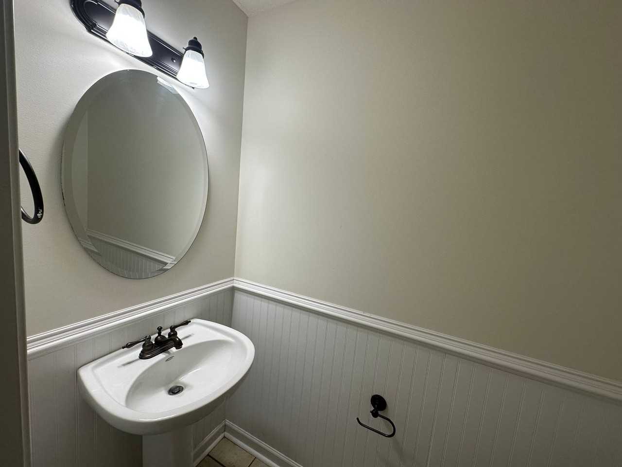 12 Lawton Cir - Photo 6 of 24