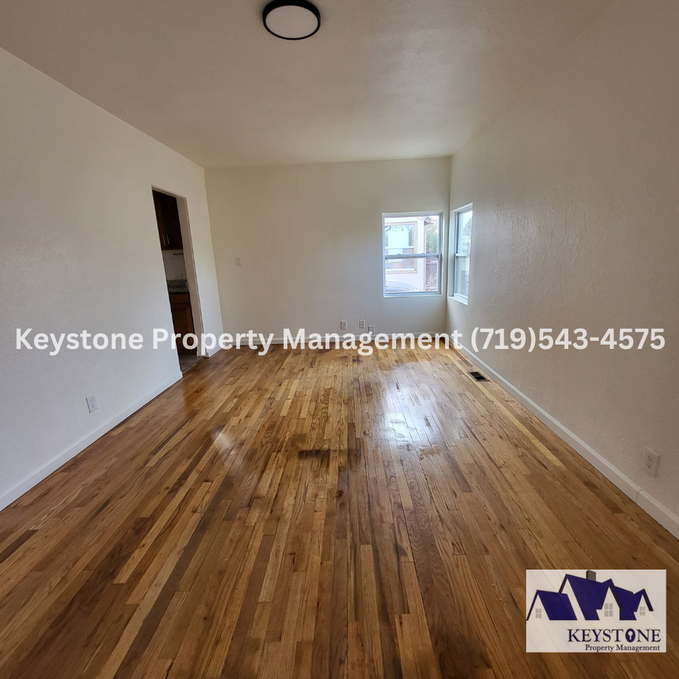 2414 5th Ave - Photo 3 of 15