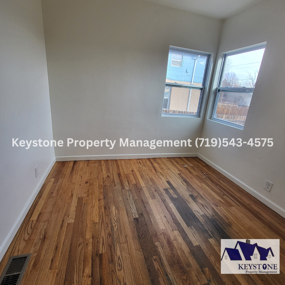 2414 5th Ave - Photo 6 of 15