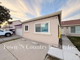 featured image of 1720 Cherokee Dr #A