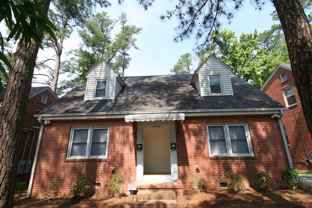 1413 Clarendon St #B - Photo 1 of 1