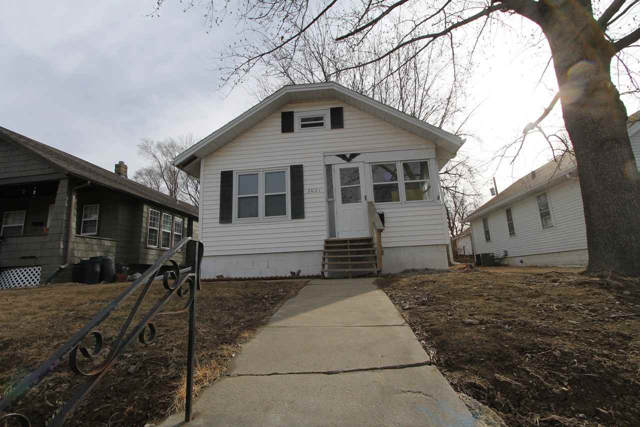 2021 N 64th St - Photo 7 of 14