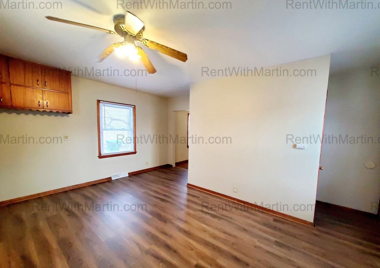 1911 Springview St - Photo 6 of 13