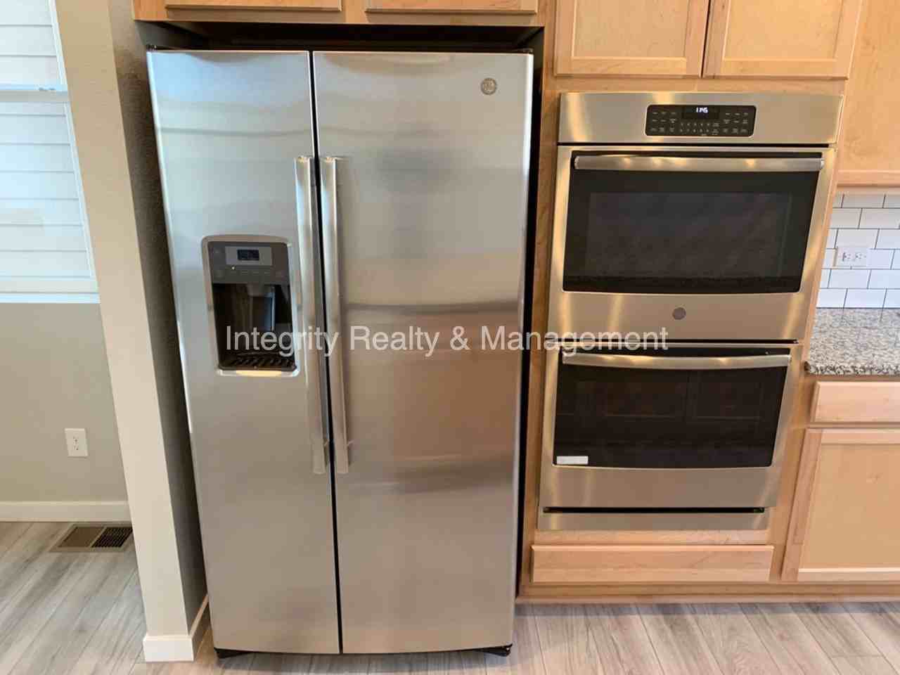 3598 Cerf Way - Photo 5 of 30