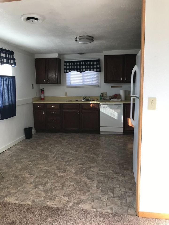 2007 Lake Elmo Dr - Photo 7 of 10