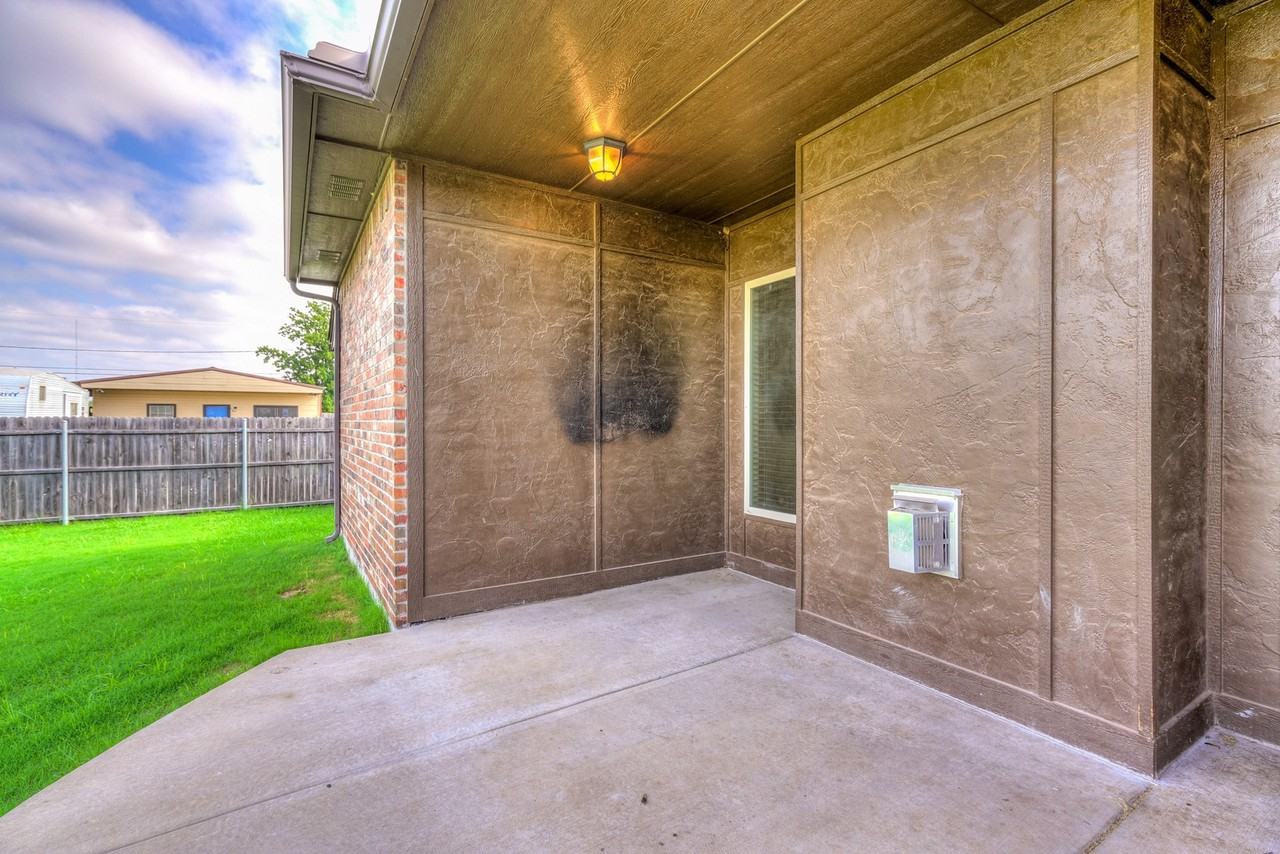 901 Ridgeway Dr - Photo 7 of 50