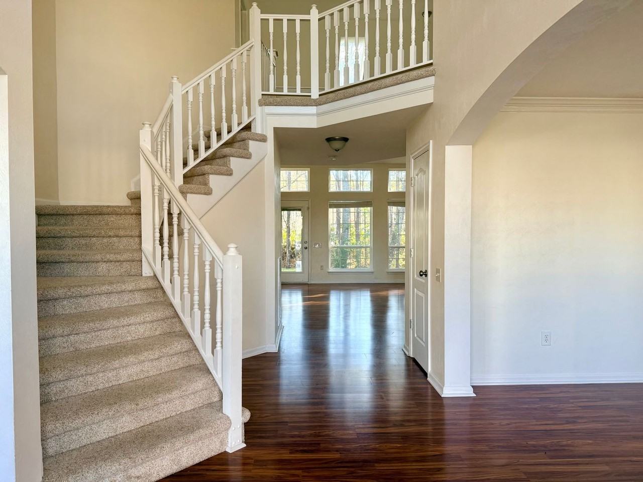 3205 Barbour Dr - Photo 2 of 25
