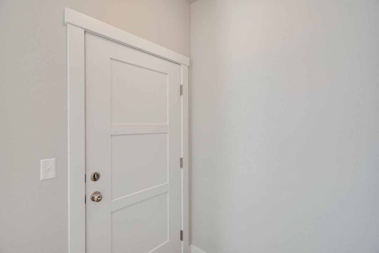 257 S Riggs Spring Ave - Photo 6 of 22