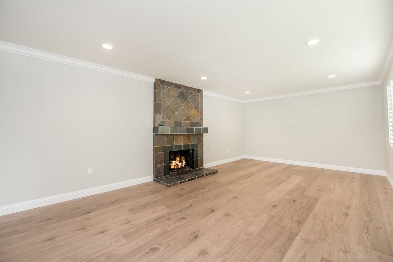 1628 Minorca Dr - Photo 5 of 45