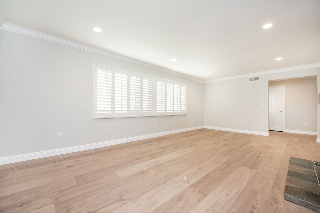 1628 Minorca Dr - Photo 7 of 45