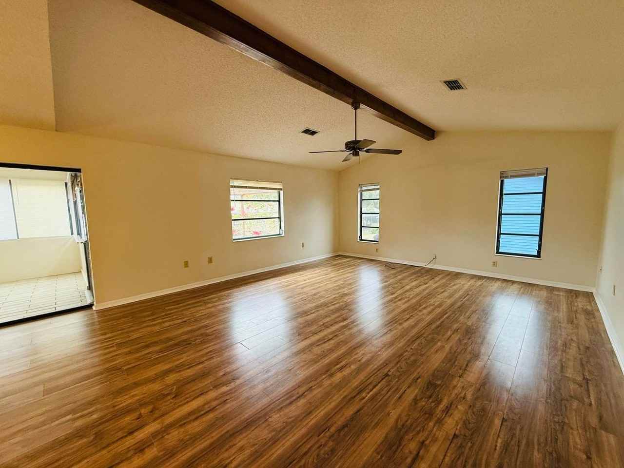 8992 Hernando Way - Photo 6 of 21