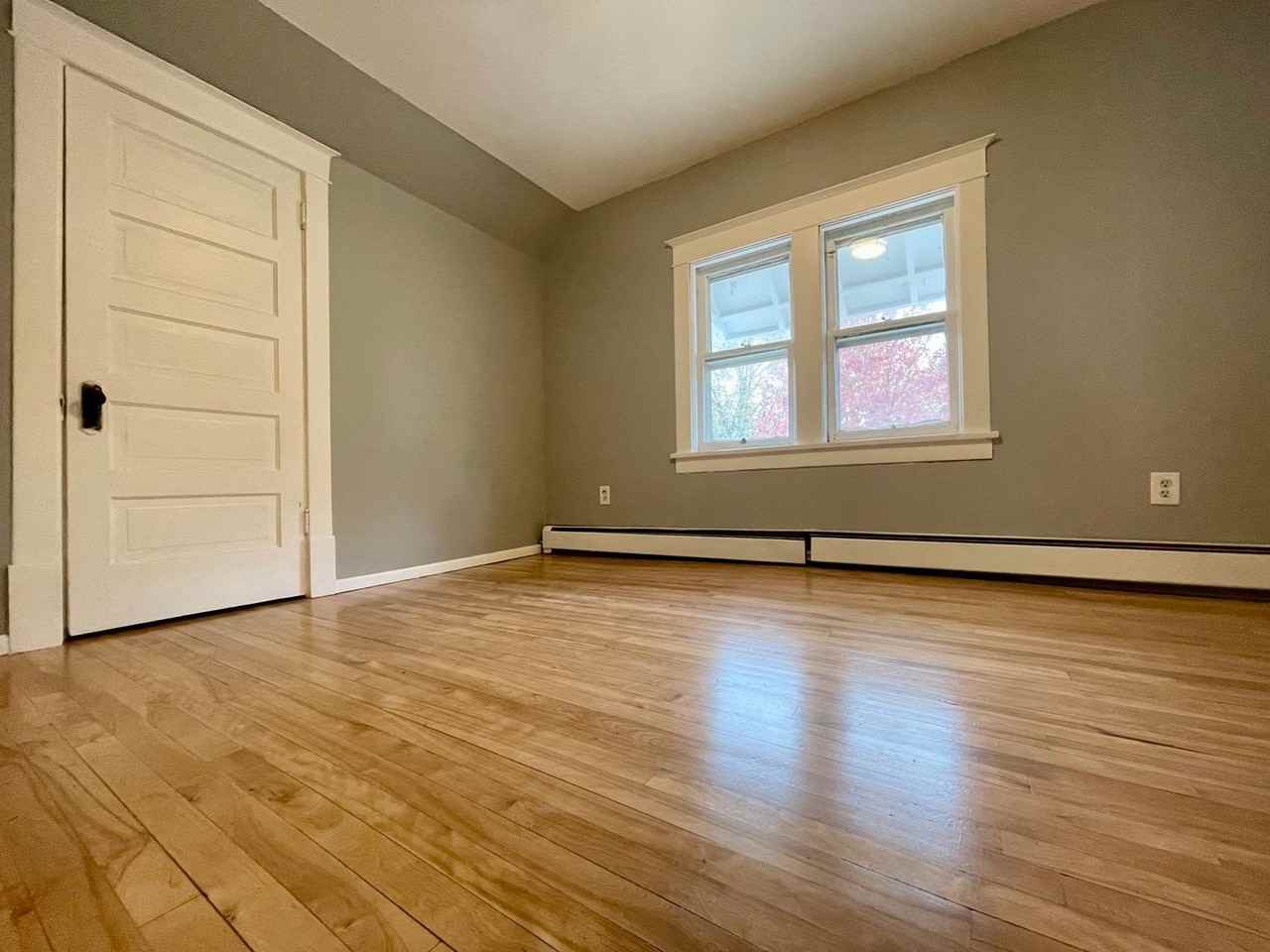 3247 N 6th St - Photo 4 of 10