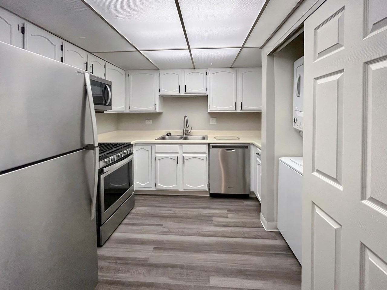 Willows of Wheaton - Photo 3 of 30