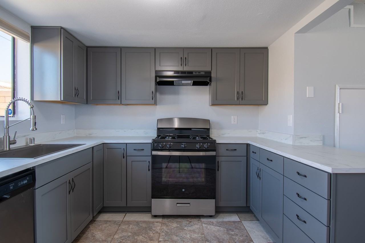 66900 3rd St #04 - Photo 5 of 13