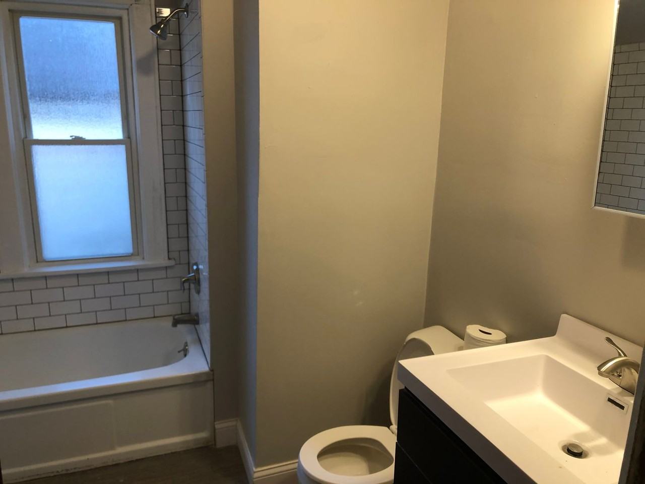 2959 Bryant Ave N - Photo 7 of 7