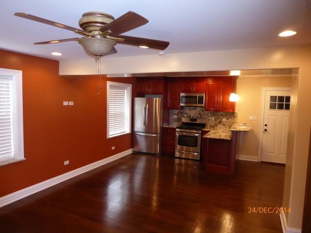 1632 N 21st Ave - Photo 2 of 17