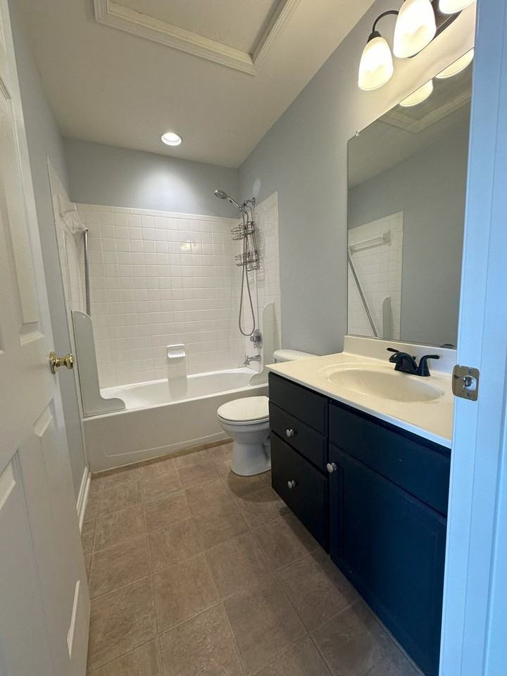 153 Oxbow Dr - Photo 7 of 9