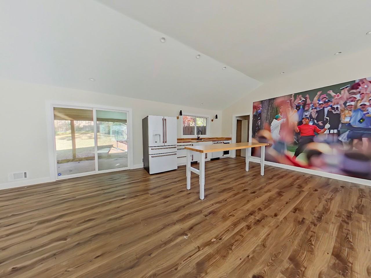 2707 Bolling Rd - Photo 6 of 16