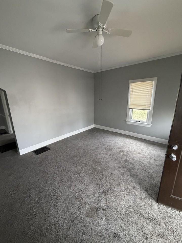 1326 Sale Ave - Photo 4 of 14