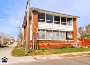 204 W Houston st - Photo 1 of 1