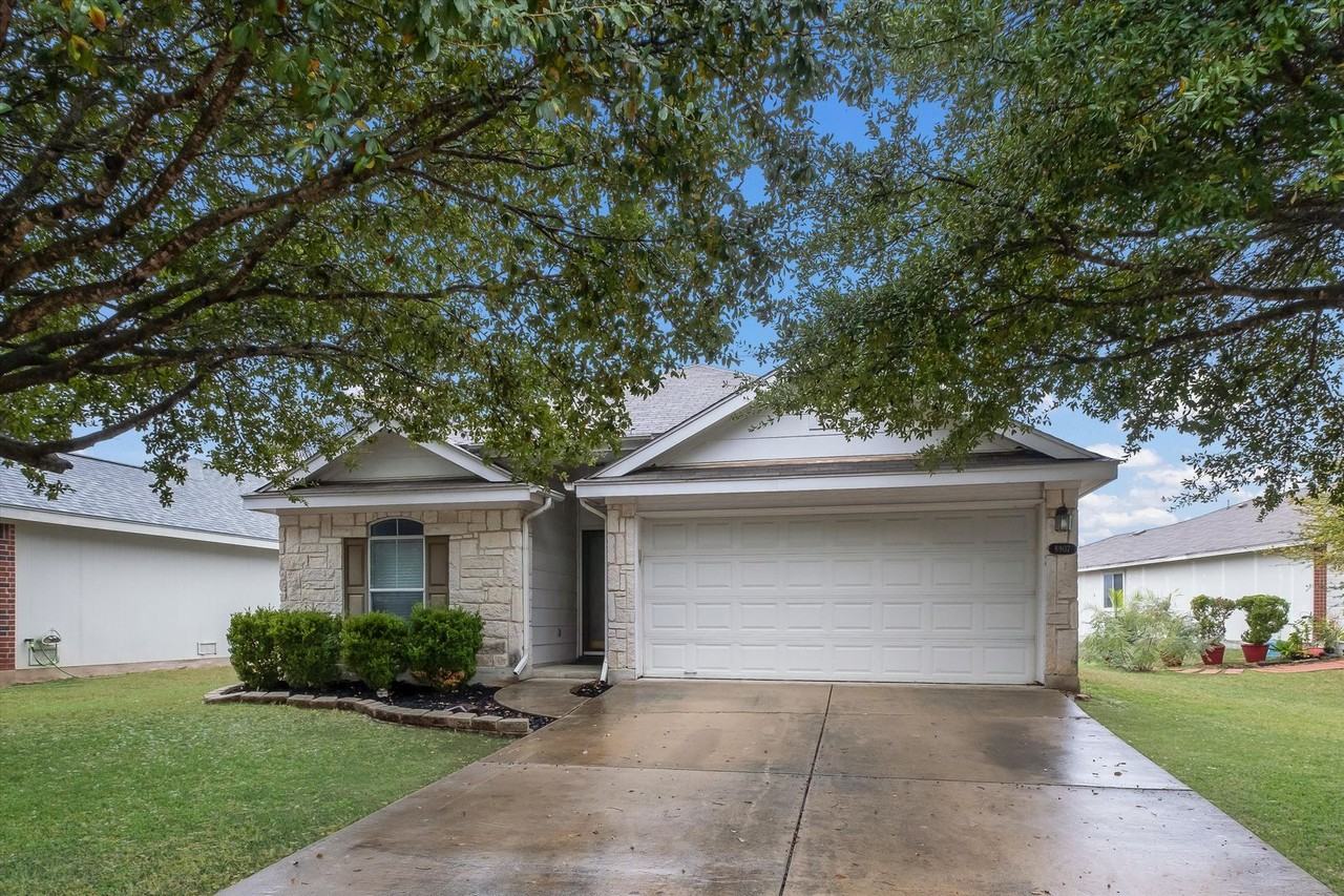 8907 Colt Blf - Photo 3 of 29