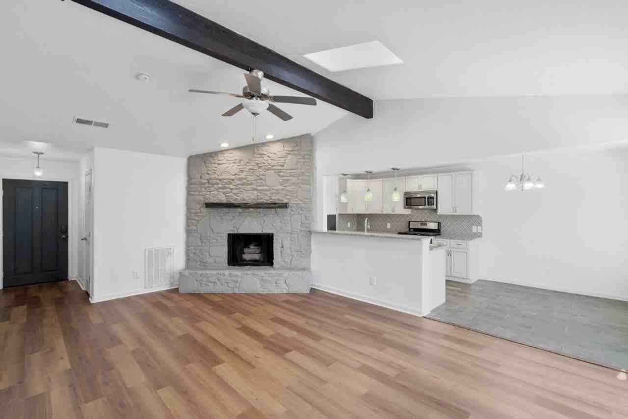 1519 Gatlinburg Dr - Photo 5 of 26