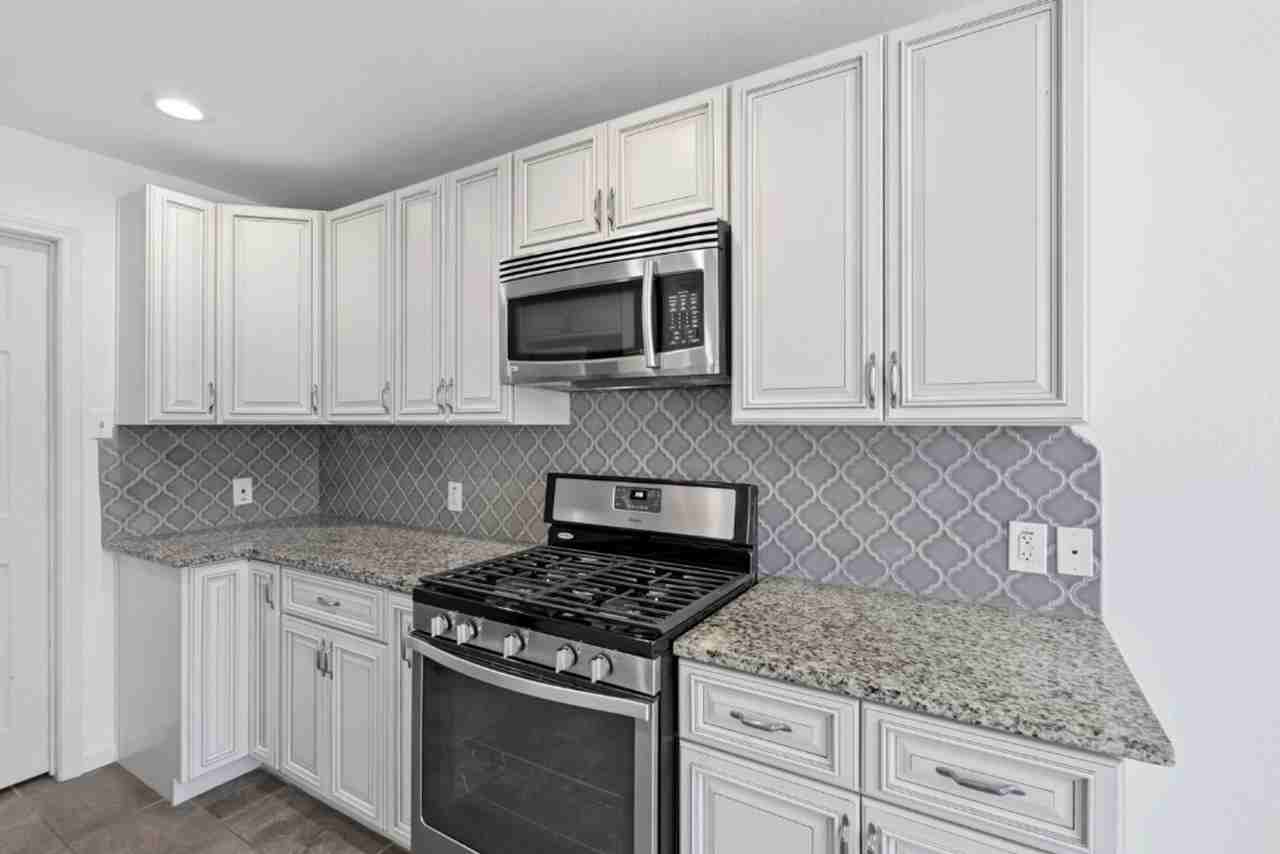 1519 Gatlinburg Dr - Photo 6 of 26