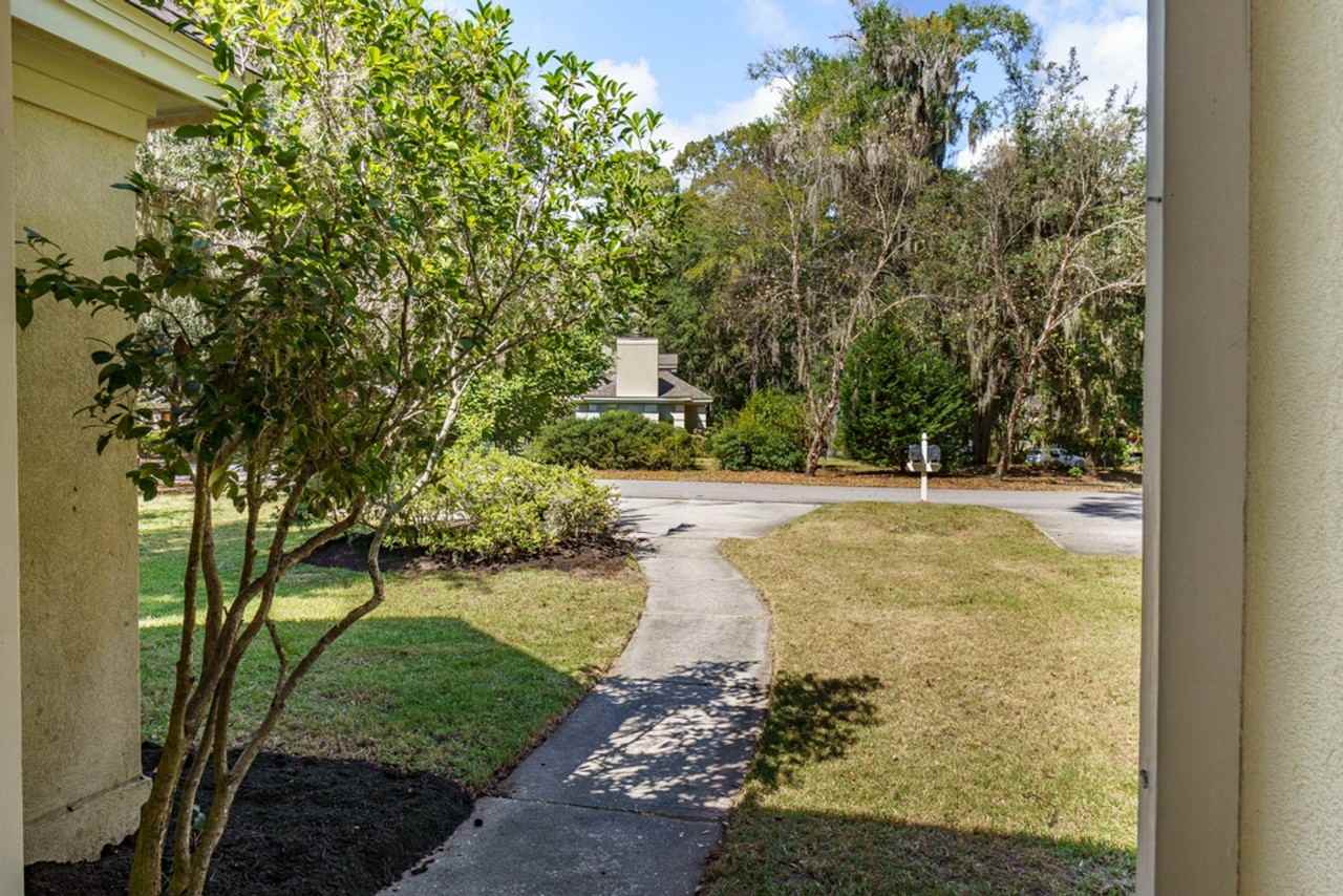 2676 Joshua Cir - Photo 3 of 50