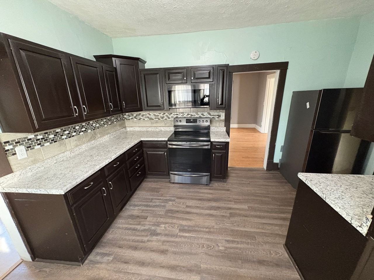 4834 Adams St - Photo 4 of 27