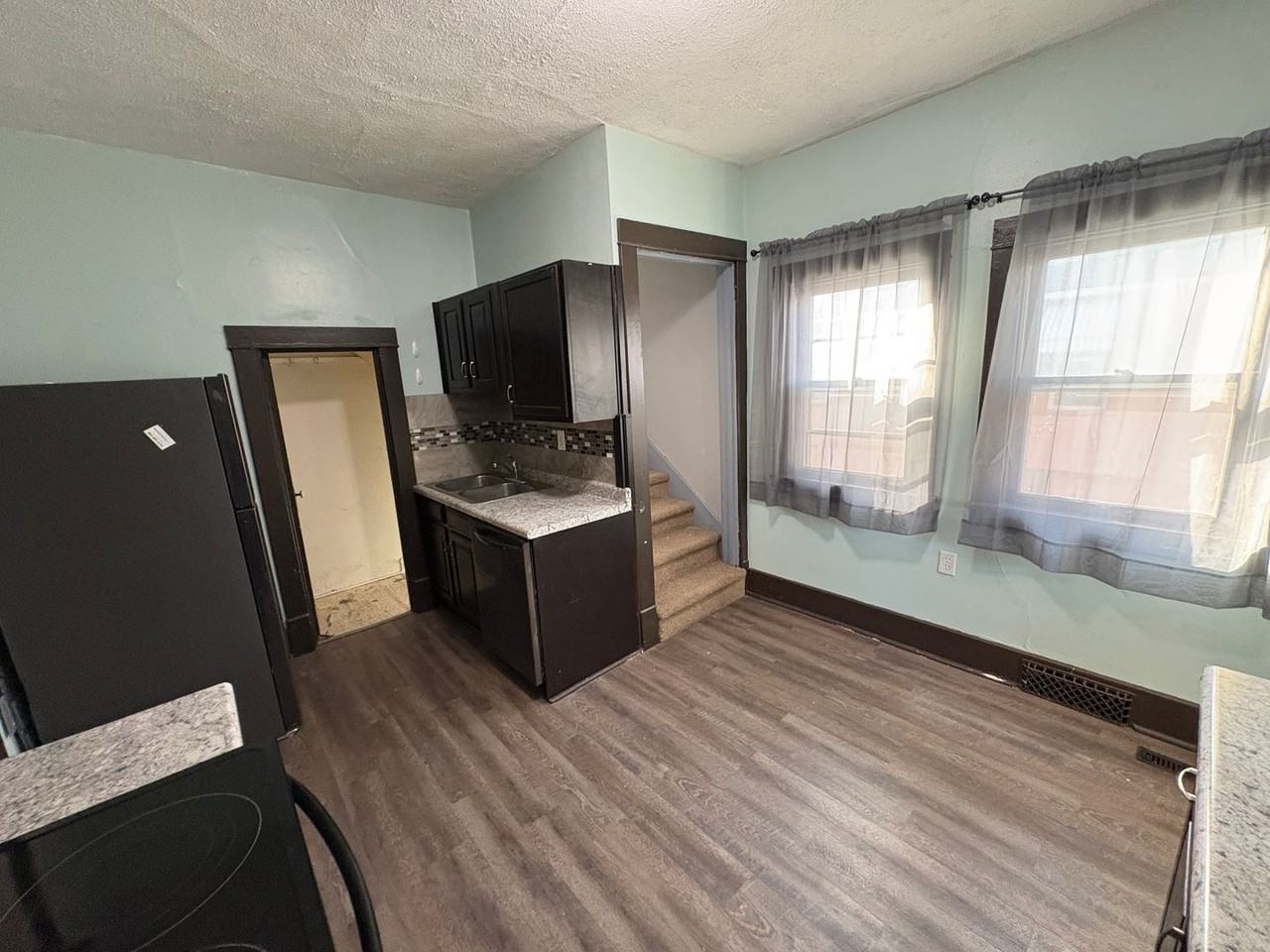 4834 Adams St - Photo 6 of 27