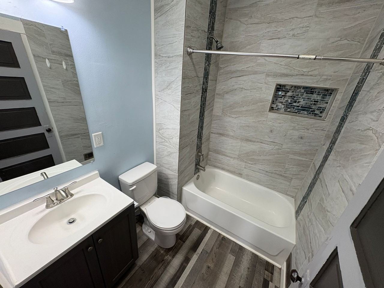 4834 Adams St - Photo 7 of 27