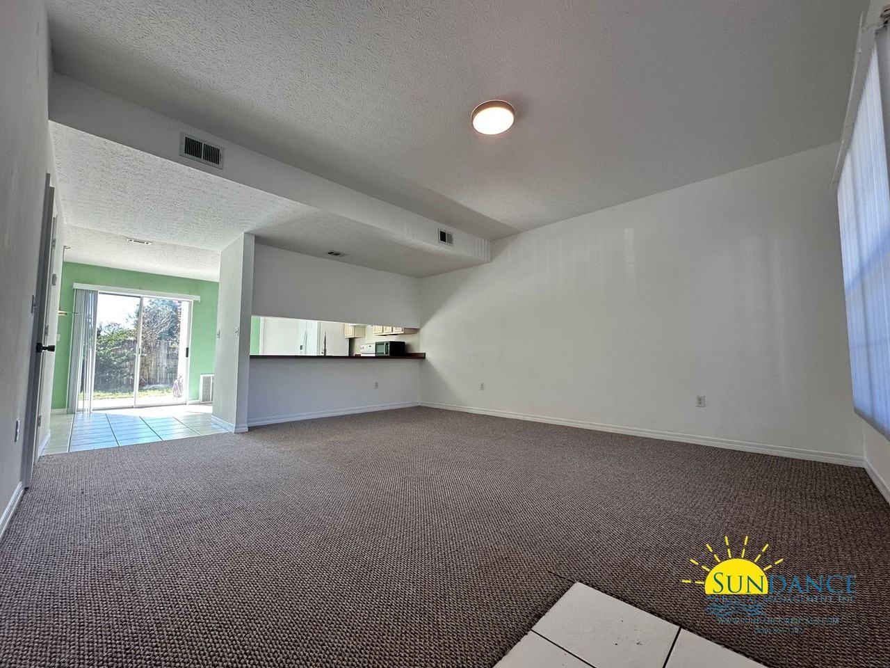 26 Chatelaine Cir Se - Photo 2 of 15