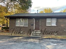 featured image of 526 N Lone Pine Ave #C