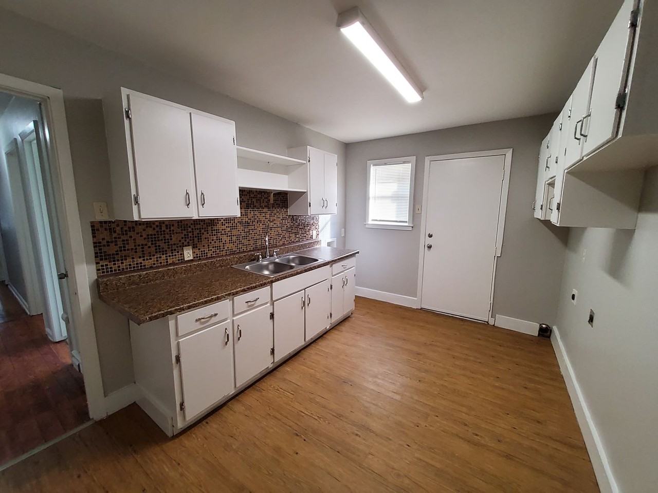 846 Biggs St - Photo 6 of 16