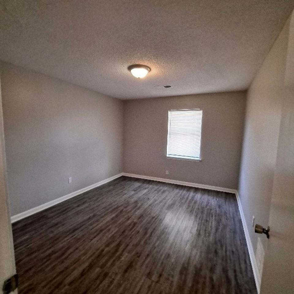 2717 Carnes Ave - Photo 6 of 10