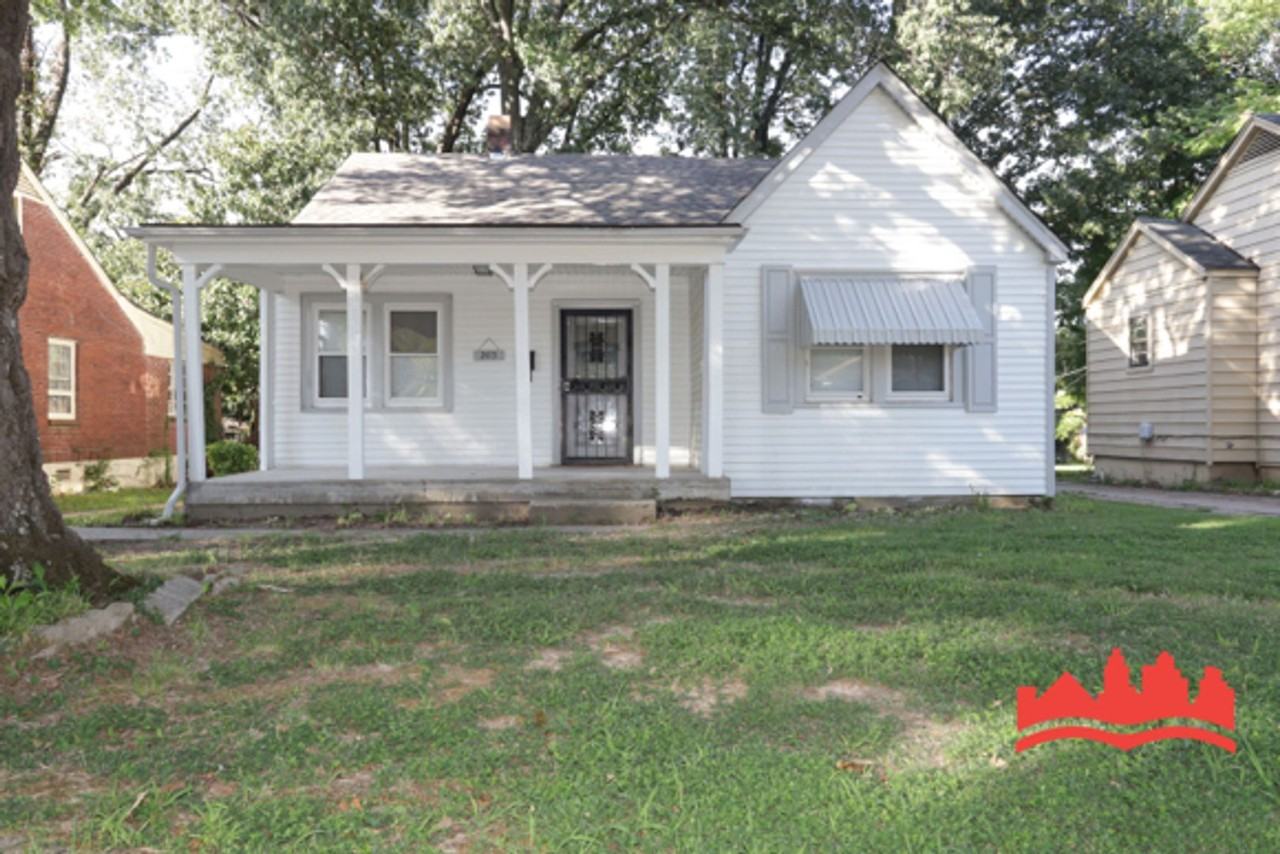 2415 Arlington Ave - Photo 2 of 17