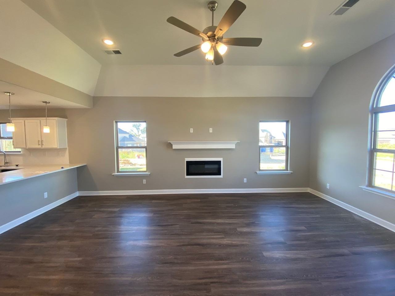 5519 Briardale Dr - Photo 2 of 20